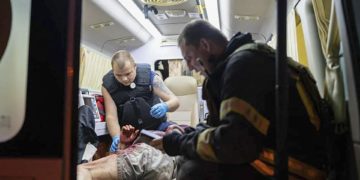 Noches en vela, explosiones y escombros: Kiev bajo los drones y misiles rusos