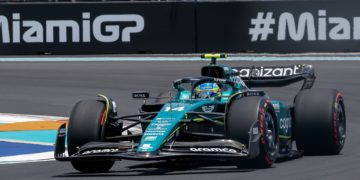 La ‘Alonsomanía’ contagia las gradas y el ‘paddock’ del Gran Premio de Miami