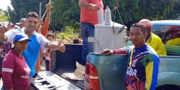 Sonaron duro los tambores y requintas en el día de la canonización de San Benito