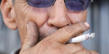 El cigarrillo causa 351.000 muertes al año en ocho países de Latinoamérica, según un estudio
