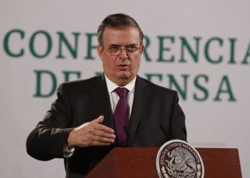 México denuncia racismo del Congreso de EE.UU. por ley que reanuda el muro fronterizo