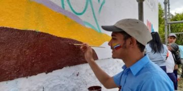 Realizan mural en honor al autismo con la colaboración de niños de Educación Especial en Boconó