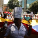 Trabajadores protestan para exigir mejores condiciones laborales