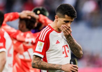1-3. El Leipzig vence al Bayern y le hace un regalo al Dortmund