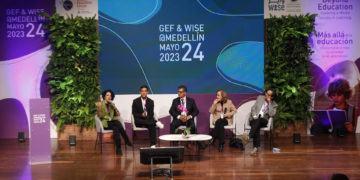 Expertos en educación llaman en Medellín a la acción para transformar el aprendizaje