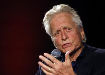 Douglas, en Cannes: «Solo el óscar me permitió salir de la sombra de mi padre»