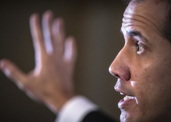 Juan Guaidó descarta pedir asilo en EE.UU. por ahora