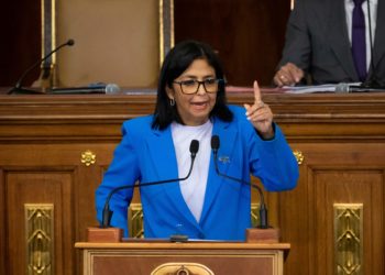 El Gobierno acusa a la oposición de una trama para despojar a Venezuela de activos