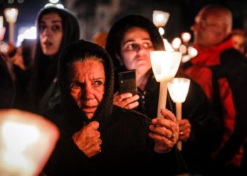 Miles de católicos llenan Fátima en una peregrinación marcada por la JMJ