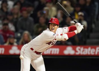 Pérez y Alcántara aportan calidad entre los brazos latinos de las Grandes Ligas