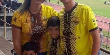 Andrea Valero: «Ser mamá de tres futbolistas era mi sueño»