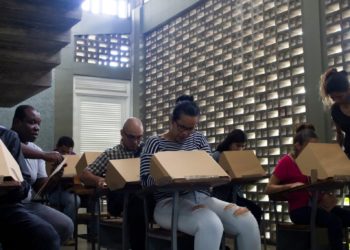 Ucevistas rechazan suspensión de elecciones y quema de cajas electorales