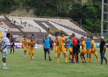 Trujillanos FC terminó con derrota polémica y disturbios en Valera