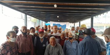 Celebran cumpleaños colectivos en el Instituto Nacional de Servicios Sociales (Inass)