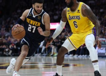 Nuggets toman ventaja 2-0 en la serie ante Lakers de LeBron en playoffs de la NBA