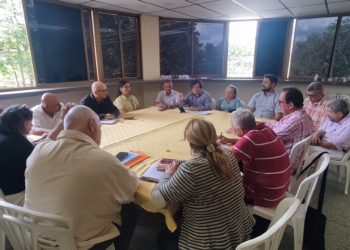 Junta regional de primaria se reúne con el gremio empresarial