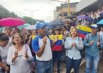 Educadores trujillanos en asamblea permanente 
