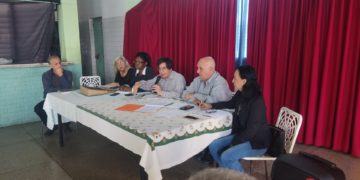 Gremios sindicales se reúnen con junta regional de primaria