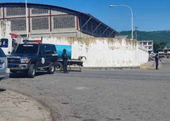Sebin realiza allanamiento a instalaciones de Casa Agrícola en Plata 1