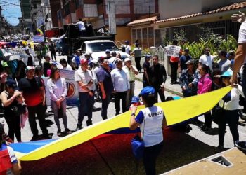 “Dónde estan los reales de la educación…” preguntaron los trabajadores en Mérida