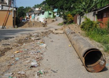 Habitantes de San Miguel en Valera: “nos prometieron 5 días para reparar las tuberías y ya van 8 meses”
