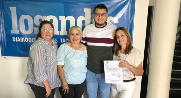 Secretaria del CNP-Trujillo, Elvia Uzcátegui, entregó a la Alcaldía de Valera la notificación para la permisología de esta actividad pública.
