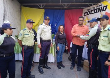 Policía Municipal de Boconó recibe dotación de armas