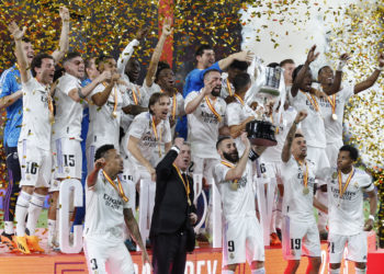 2-1. El Real Madrid se lleva su vigésima Copa nueve años después