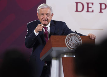López Obrador promete indulto para mexicana condenada por defenderse de violador