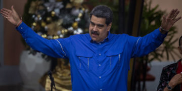 Maduro expresa a Peña su disposición de trabajar en pro de intereses comunes