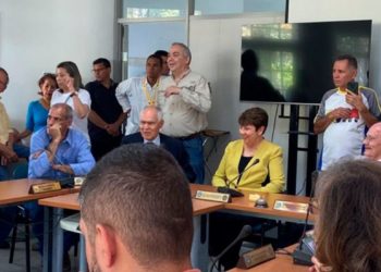 Difieren para el 9 de junio elecciones en la UCV