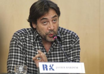 Javier Bardem en apoyo a los guionistas de Hollywood: «Lo que hacemos no existiría sin ellos»