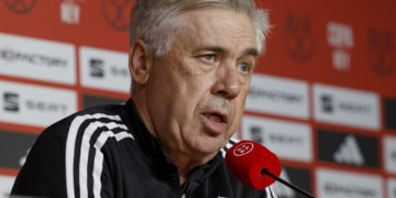 Ancelotti: «No pienso que me voy a jugar mi futuro en final y en semifinal»