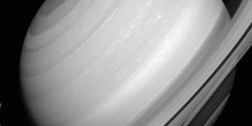 Los anillos de Saturno son extraordinariamente jóvenes, tienen solo 400 millones de años