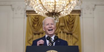 EE.UU. actualiza el proceso de acogida para migrantes de Cuba, Venezuela, Nicaragua y Haití