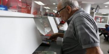 Conozca cómo quedan los pensionados, trabajadores y jubilados ante ajuste de bonos