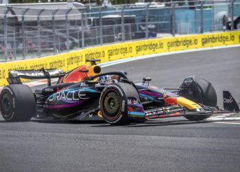 Verstappen delante de Sainz en Miami; ‘Checo’ acabó cuarto y Alonso, quinto
