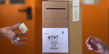 El peronismo oficialista consigue la mayoría de votos en tres provincias de Argentina