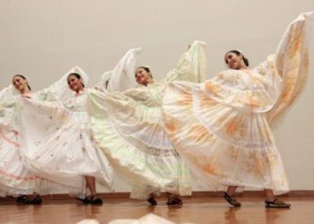 Danzas Valera celebra 42 años formando talentos en la región trujillana