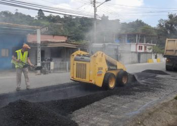Avanza Plan de Asfaltado Nacional en el sector Los Pantanos de Boconó