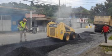 Avanza Plan de Asfaltado Nacional en el sector Los Pantanos de Boconó