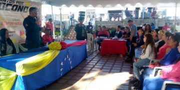 Entregan titularidad a habitantes del sector el Barzalito en Boconó