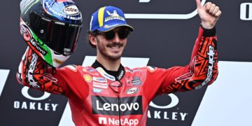 Bagnaia gana el esprint; Canet y Öncü, los más rápidos de sus categorías