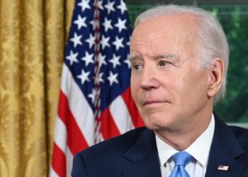 Biden firma el acuerdo para elevar el techo de deuda de EE.UU. hasta 2025