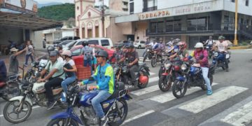 Gremio motorizado en Trujillo denuncia “discriminación” para surtir combustible