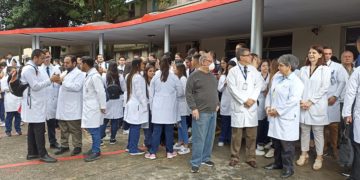 Colegio de Médicos: les quitaron el auditorio del Hospital del Táchira a los estudiantes de medicina para darle un uso económico