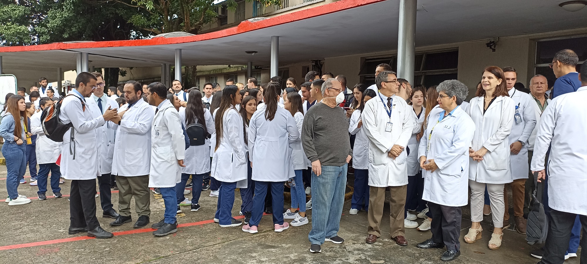 they removed the auditorium of the Táchira Hospital from the medical students to give it an economic use • Diario dels Andes, news from the Andes, Trujillo, Táchira and Mérida