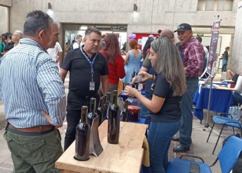 Emprendedores de vino, cerveza y ron artesanal del Táchira apuestan a producir en Venezuela