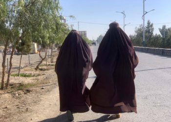 La ONU ve casi imposible reconocer a los talibanes si mantienen sus medidas contra la mujer
