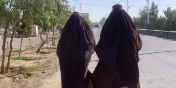 La ONU ve casi imposible reconocer a los talibanes si mantienen sus medidas contra la mujer